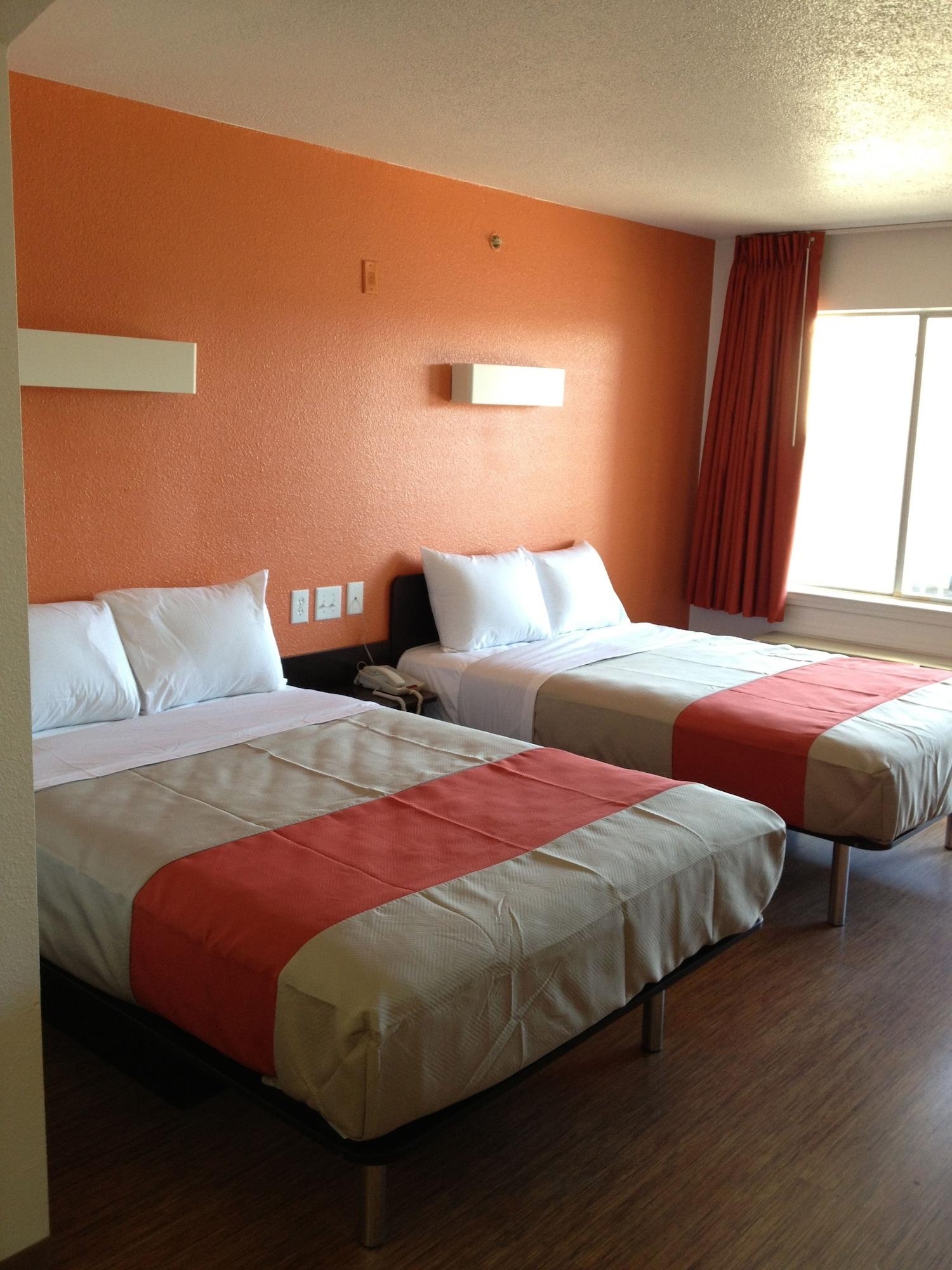 Motel 6-Grand Prairie, Tx - Near Six Flags Drive Εξωτερικό φωτογραφία